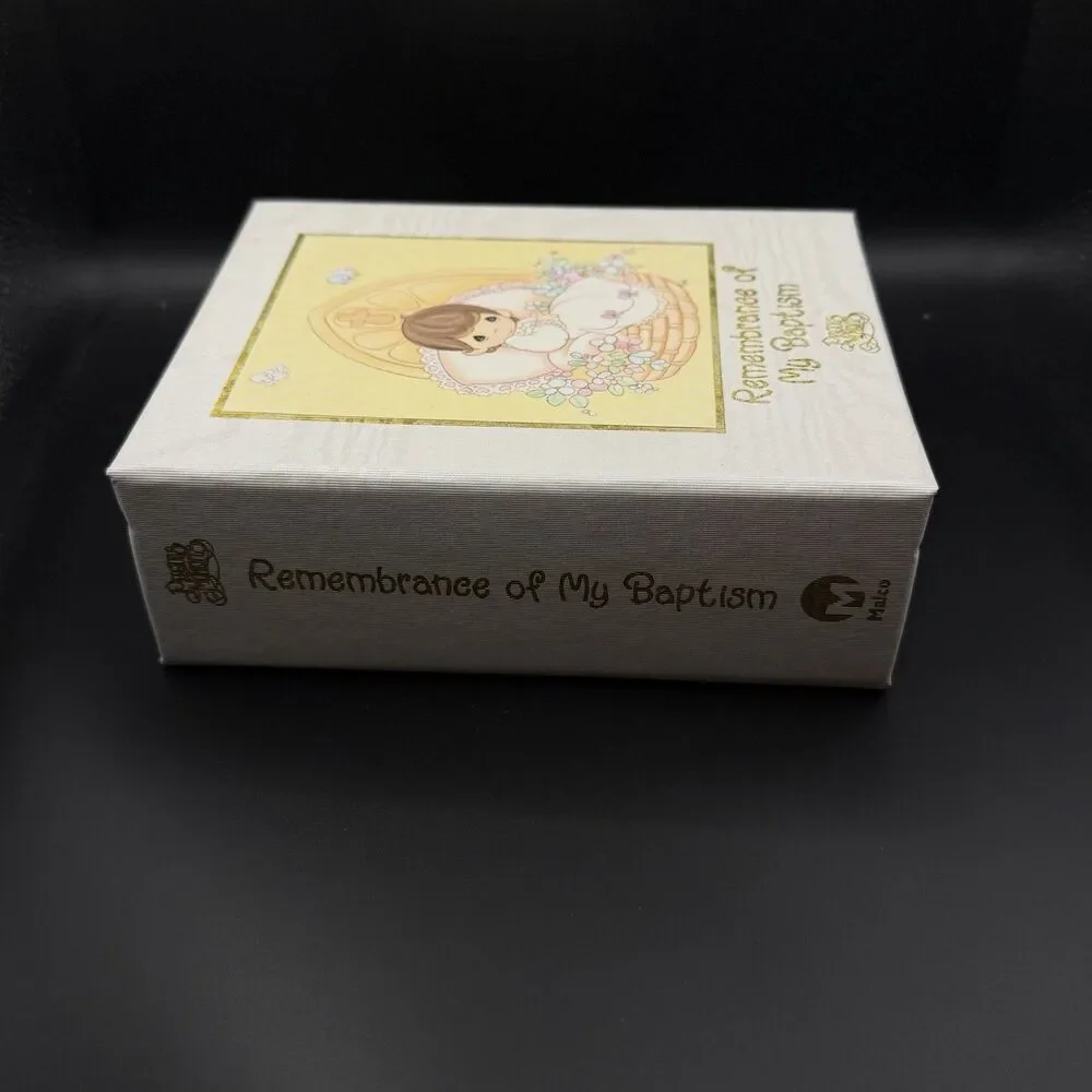 Precious Moments Remembrance of My Baptism Hardcover Baby Book White - Picture 2 of 5